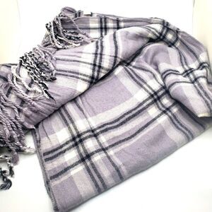 Soft gray plaid scarf with tassels